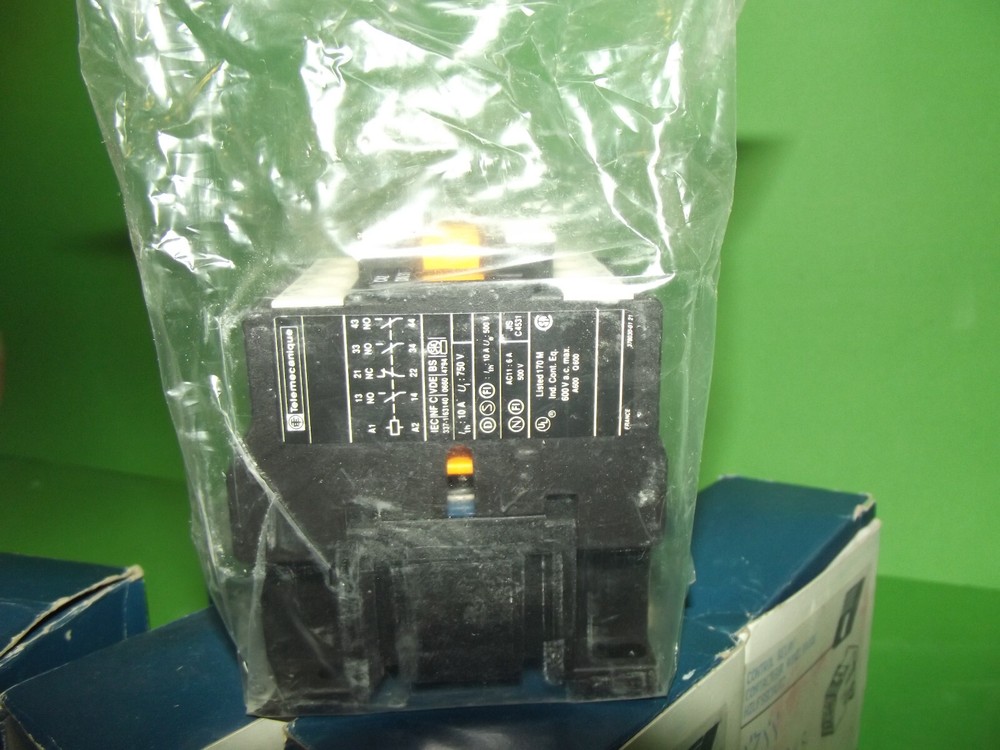 Telemecanique CA2DN31B7 Control Relay Coil 24 VDC