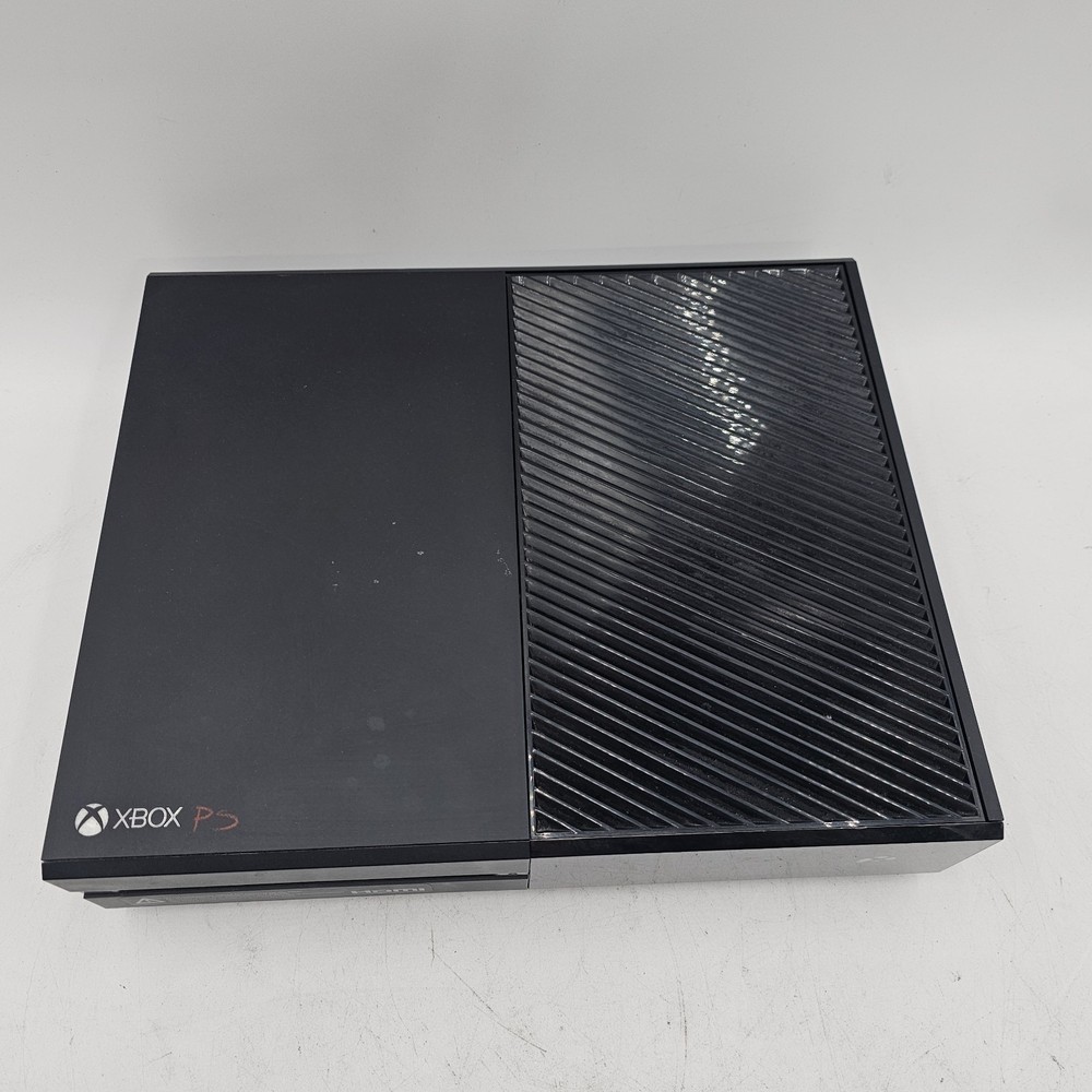 Microsoft Xbox One 1TB Original Console W/ Controller Tested 2 Game Bundle 1540