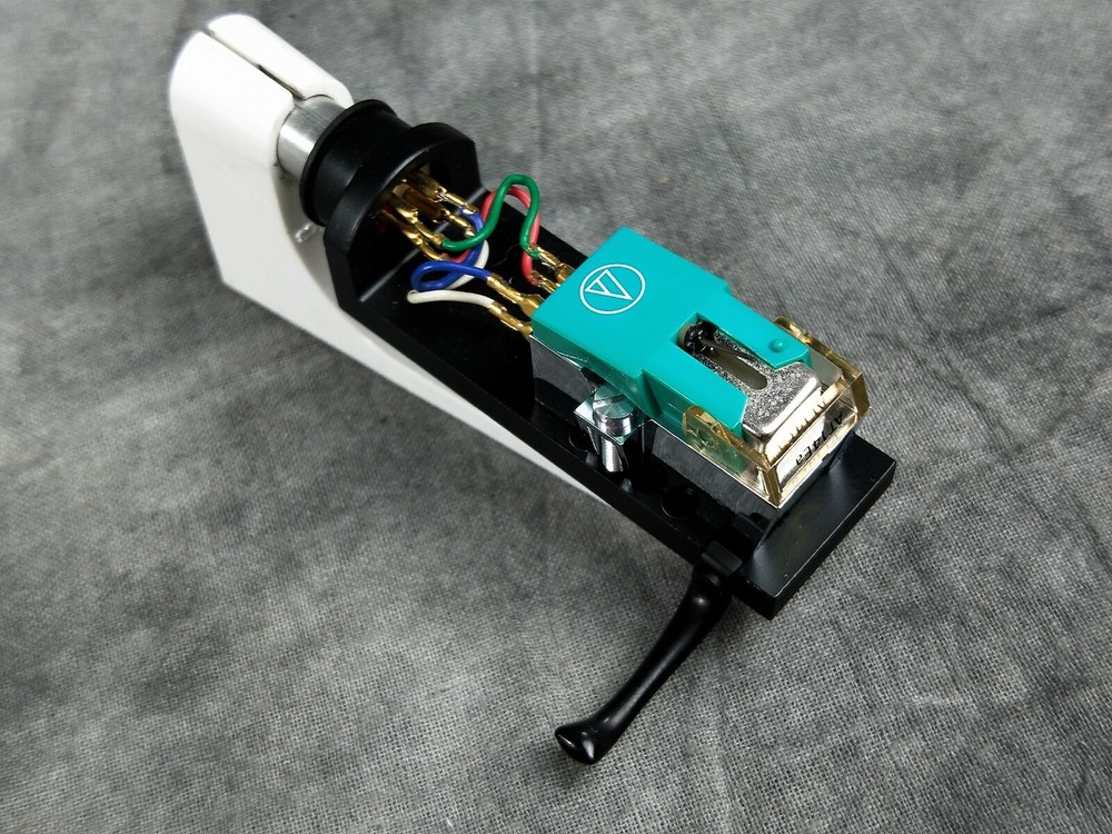 Audio-Technica AT14Ea Cartridge with headshell In Excellent Condition