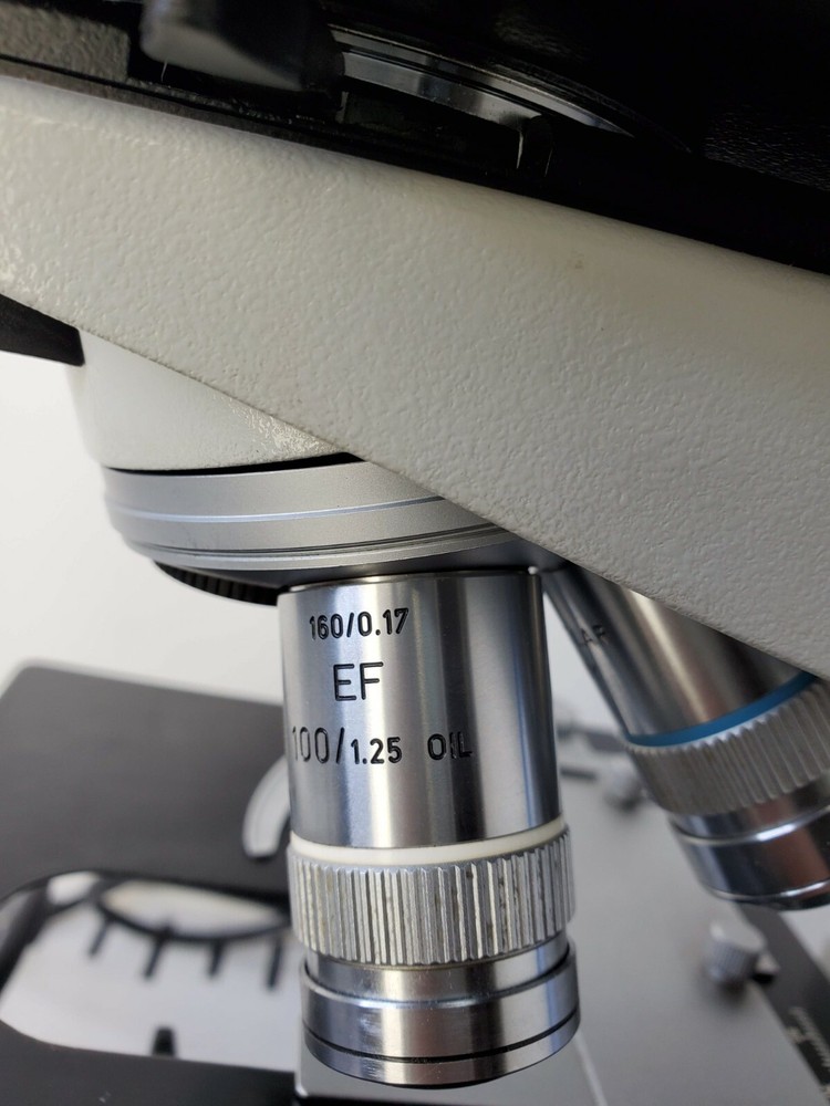 LEITZ LABORLUX S MICROSCOPE w/ 4 Objectives