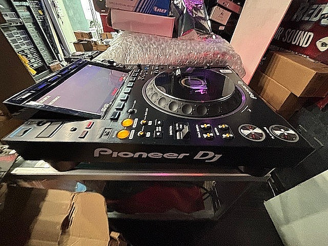 Pioneer DJ: CDJ-3000
