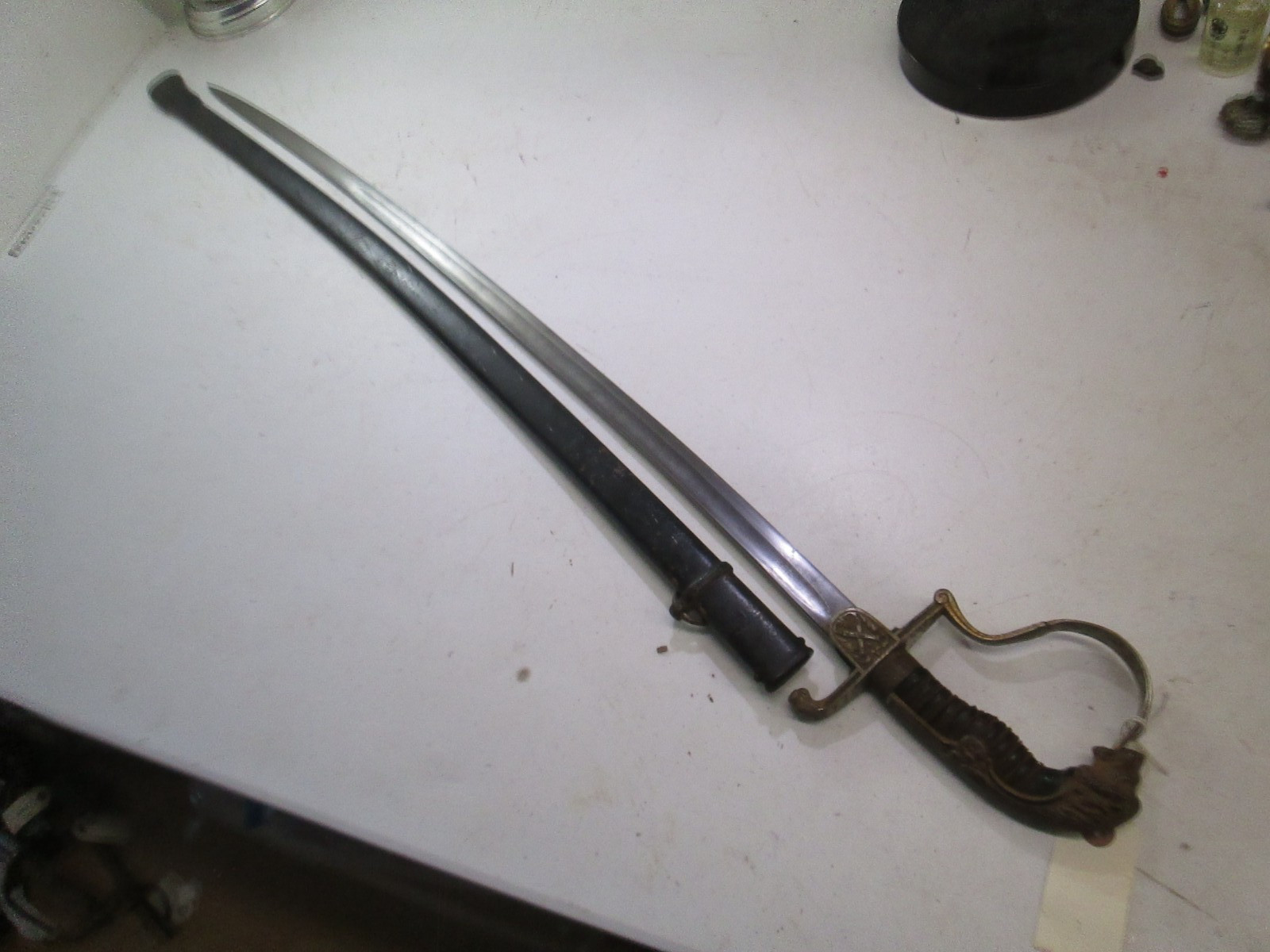 WWI GERMAN RUBY EYES LION HEAD DRESS CAVALRY SWORD & SCABBARD EICKHORN MAKER Y51