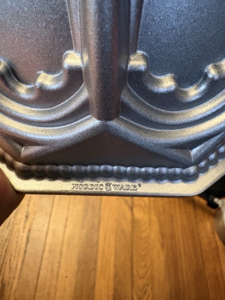 Nordic Ware Vaulted Dome Bundt