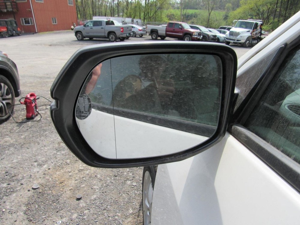 HR-V 2016 Glove Box 1042120