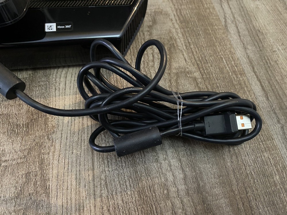 Microsoft Xbox 360 Kinect Sensor Bar - Model 1414 Black