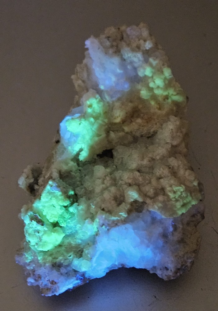 Fluorescent Aragonite With Calcite Locality Unknown
