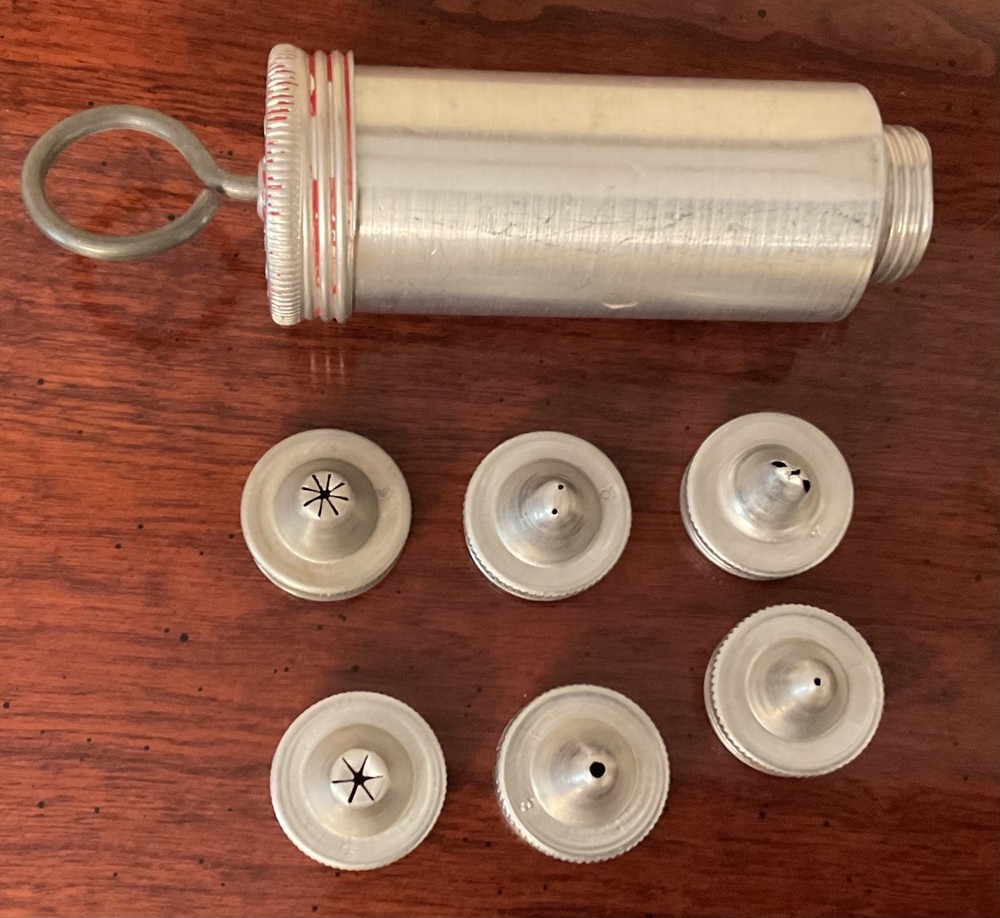 Vintage Cake/Cookie/Dessert Decorating Kit