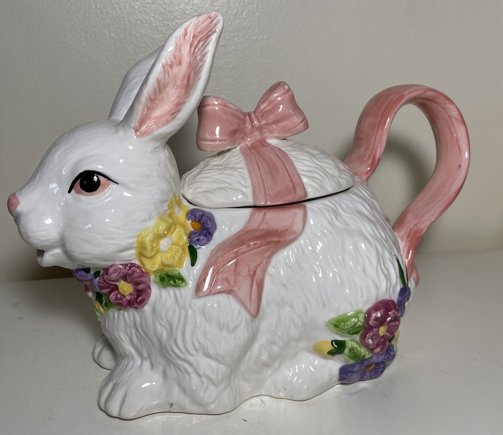ABC Distributing Rabbit Easter Bunny Spring Teapot 1996 *FLAWS *
