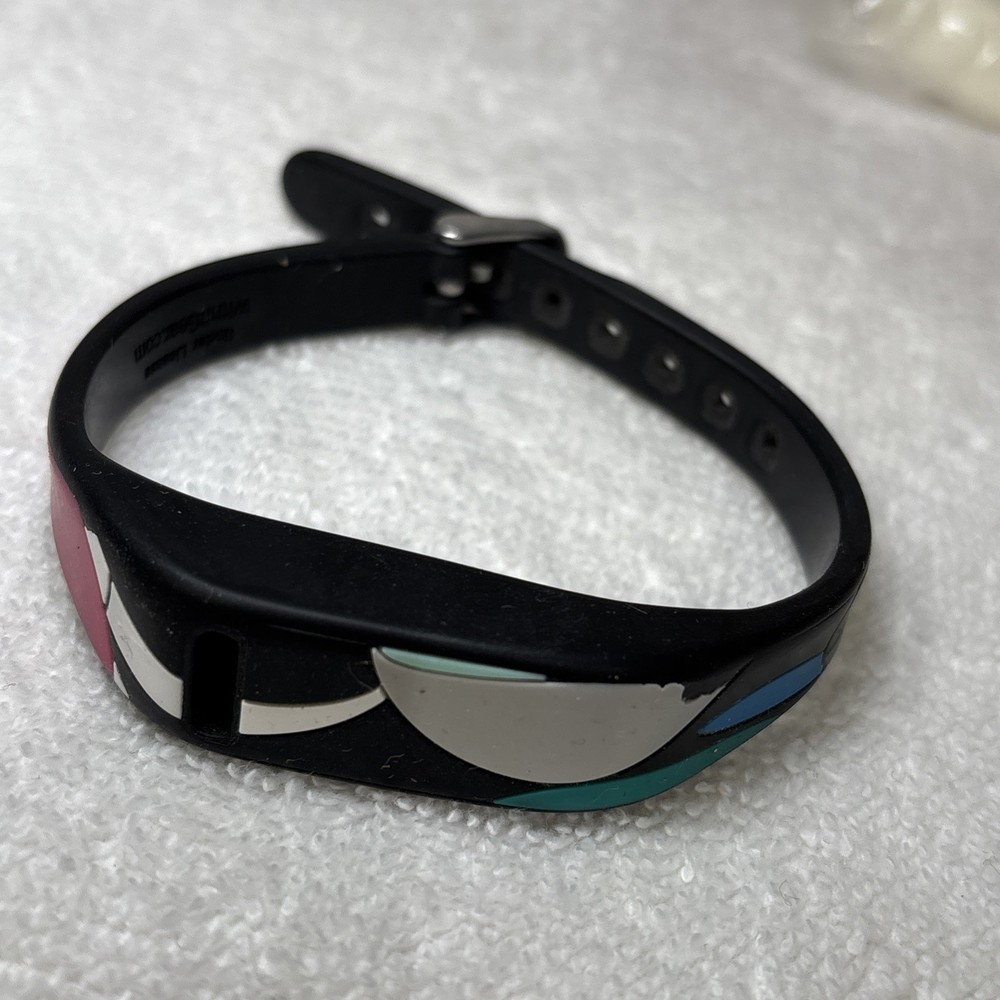 Fitbit Flex Wireless Activity Sleep Tracker 2 Wristbands FB401 SMALL MEDIUM USB
