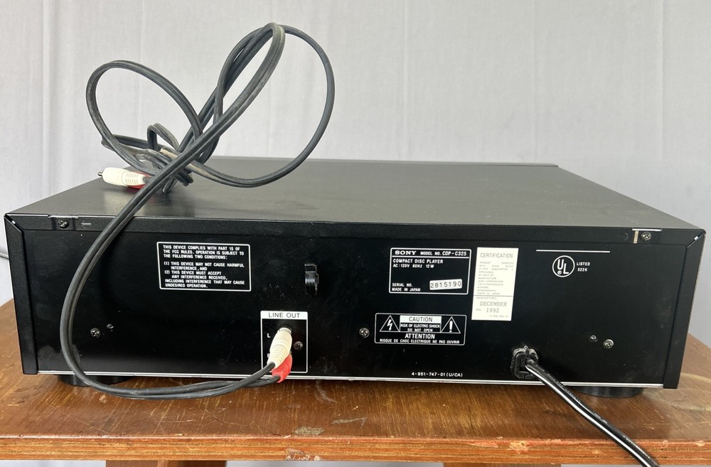 Sony CDP-C325 Stereo 5-Disc CD Changer Compact Disc No Remote. Cleaned & Tested