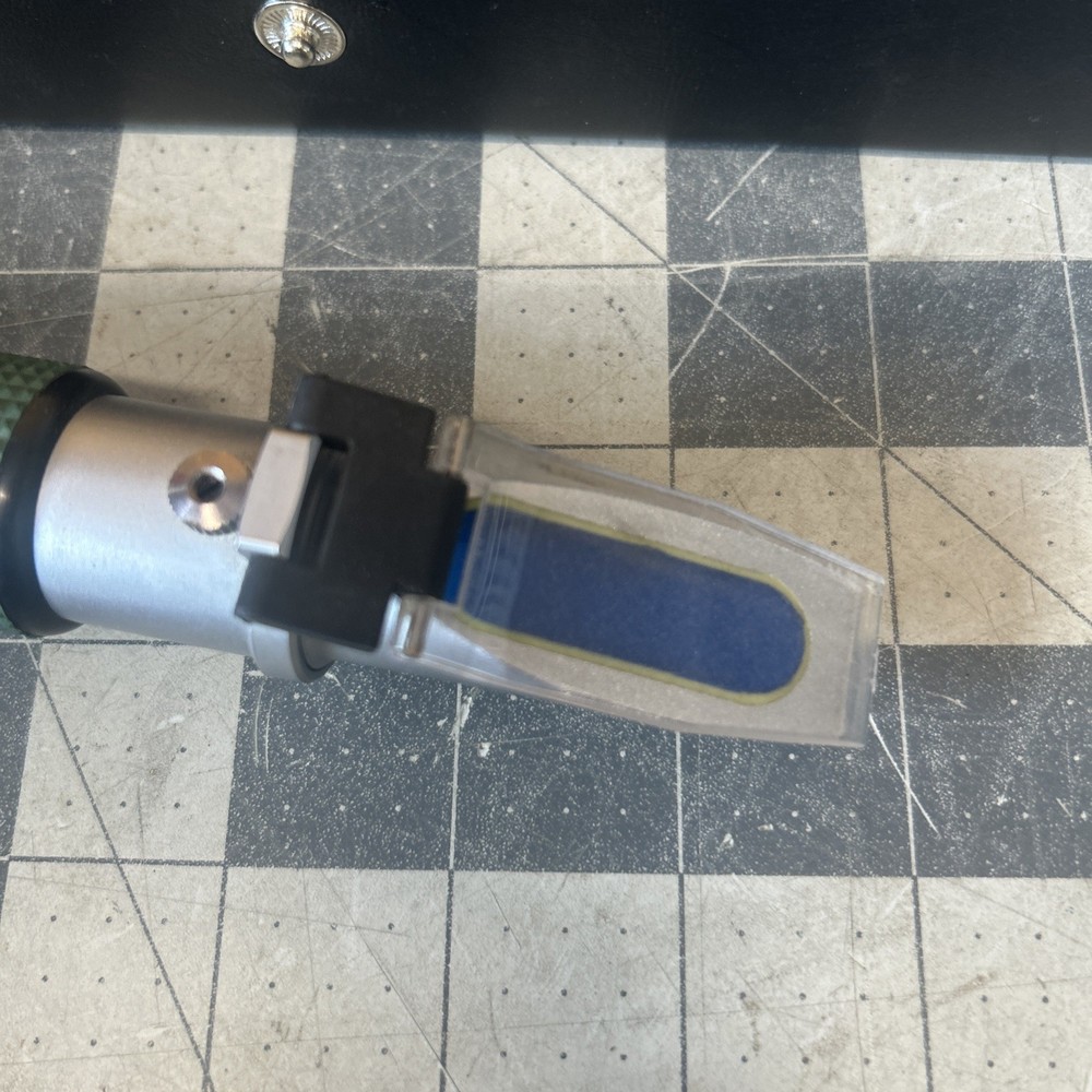 Zebra Skimmers Hand held Refractometer MT-010ATC