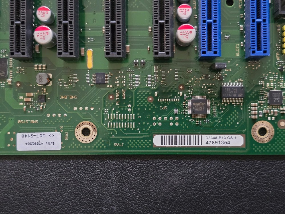 Server Mainboard FUJITSU D3348-B13 GS1 LGA2011-3 PCIe + XEON-E5 CPU