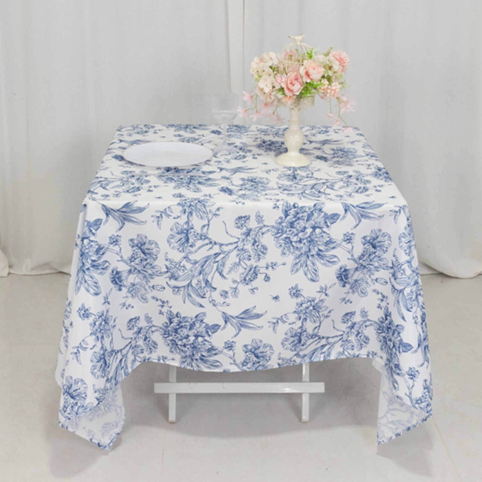 70" x 70" Blue French Toile Pattern Polyester Square Tablecloth Disposable