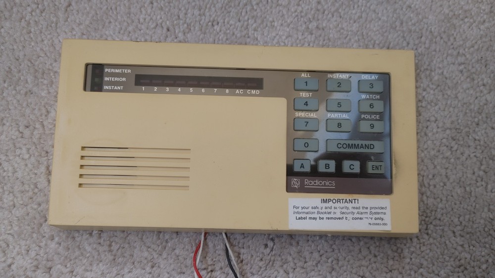 Radionics D6112 Alarm system