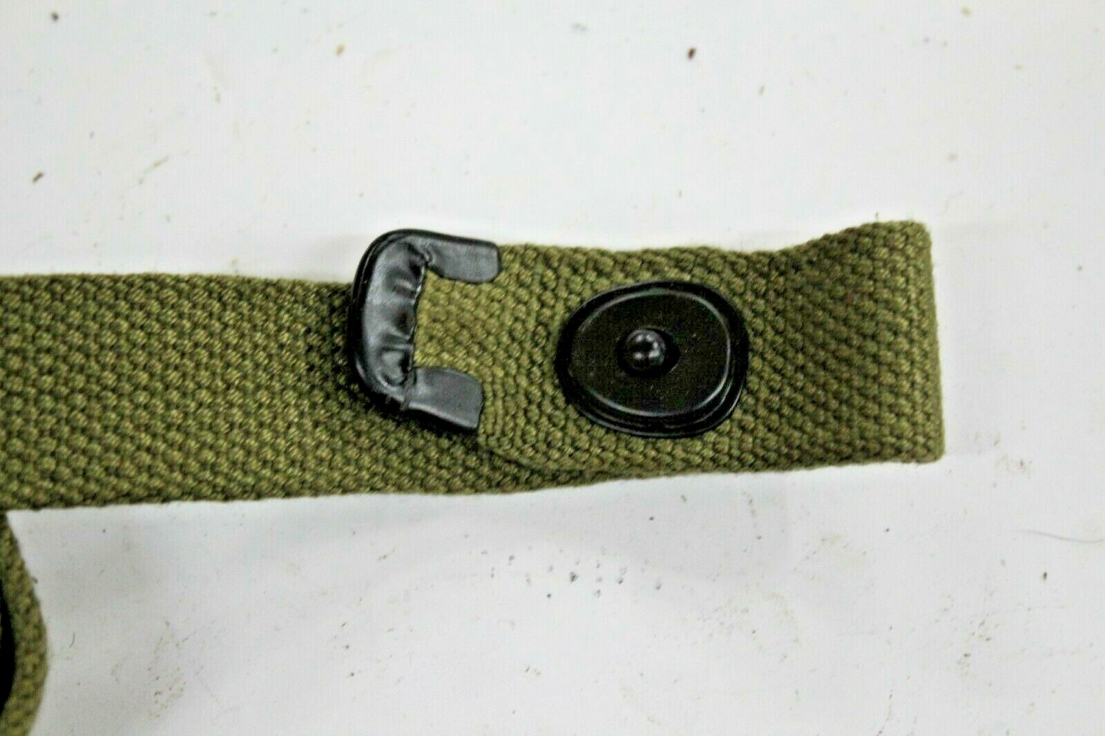 NEW .30 M1 CARBINE OD KHAKI SLING WITH OILER Y39