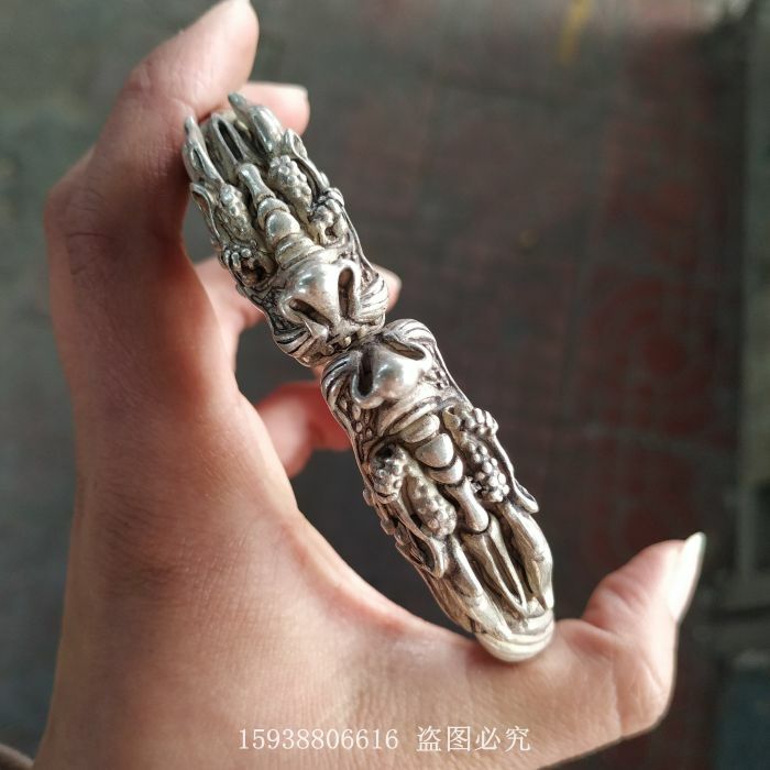 China old Tibetan silver Double headed Dragon Silver Bracelet Men's bracelet