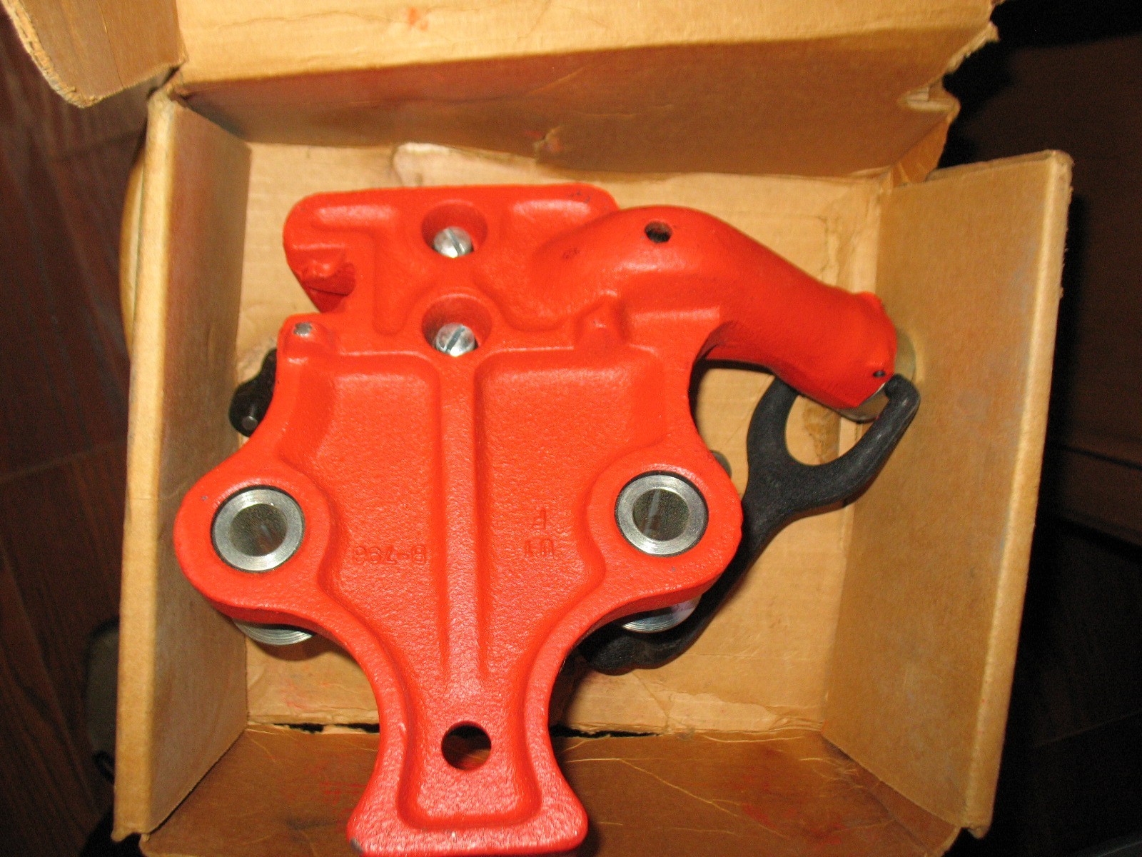 RIDGID BC410P Bench Chain Vise, 1/2 inch to 4- 1/2 inch Bench Vise