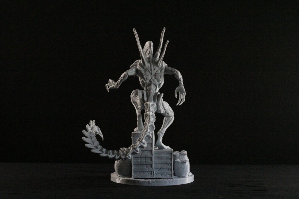 Alien Xenomorph With Eggs Unpainted 3D Print Model Kit