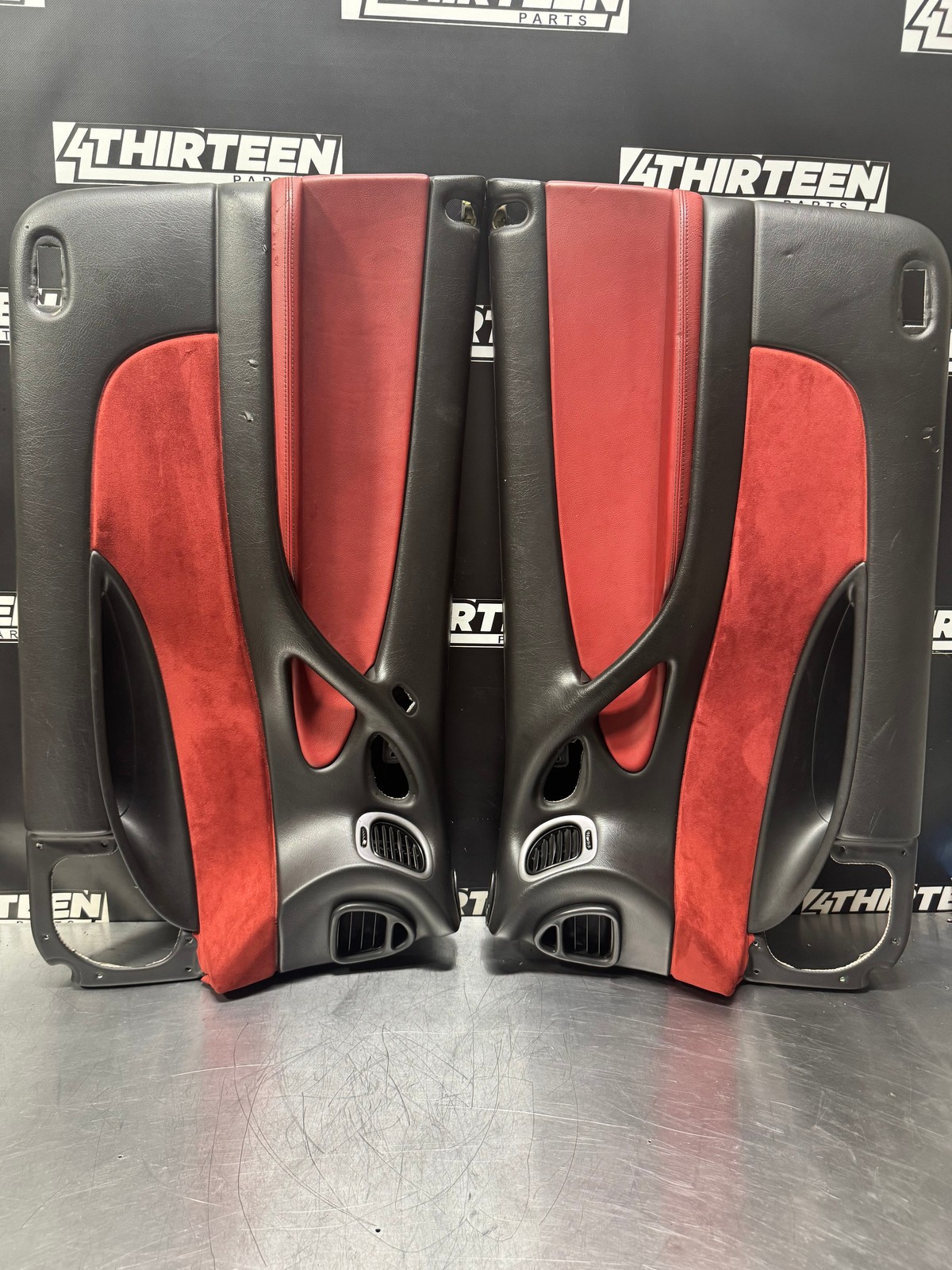 04-06 PONTIAC GTO 40TH ANNIVERSARY BLK AND RED DOOR PANEL SET LH AND RH #L414