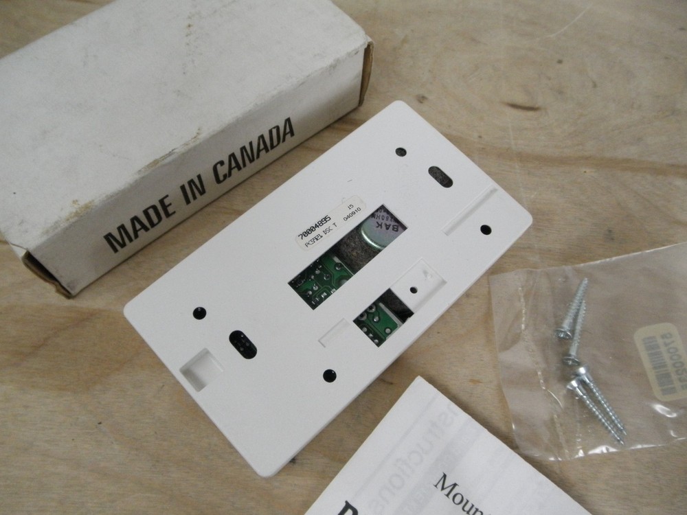 DSC Power 832 PC5921 Audio Station Intercom Module New Open Box (Interior)