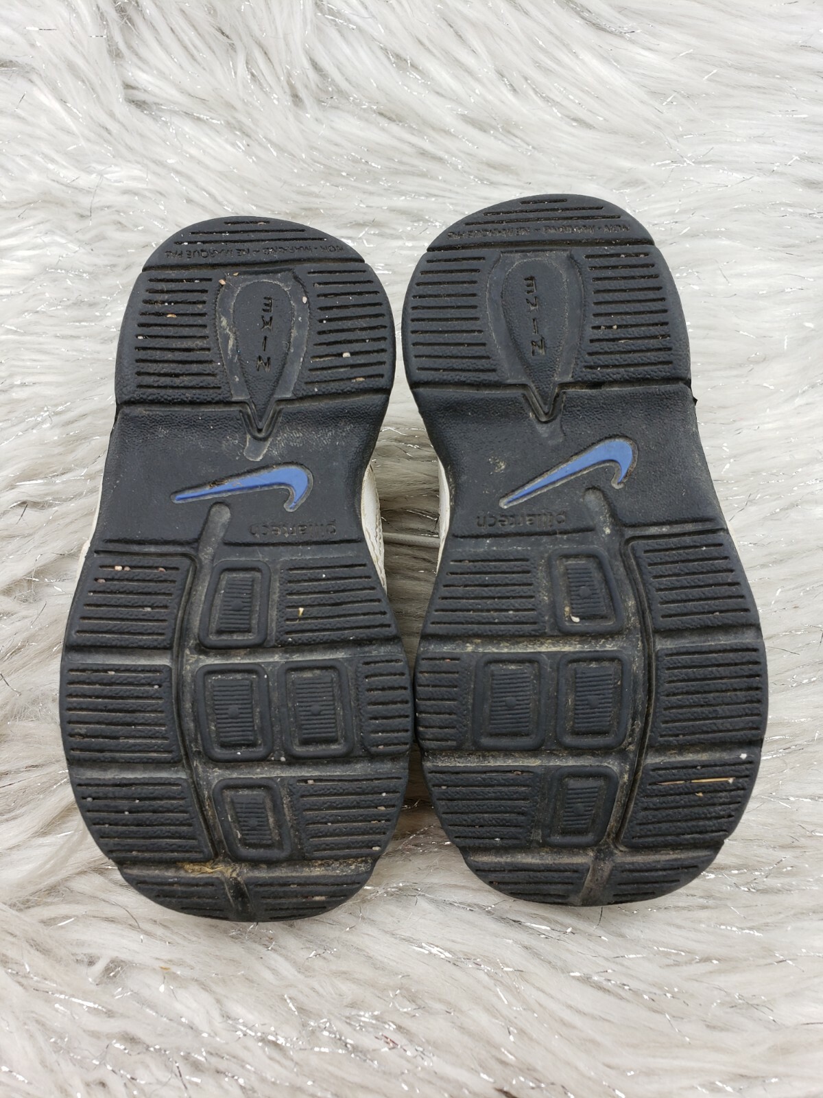 NIKE 317997-041 White Blue Black Sneakers Toddler Child Size 5C