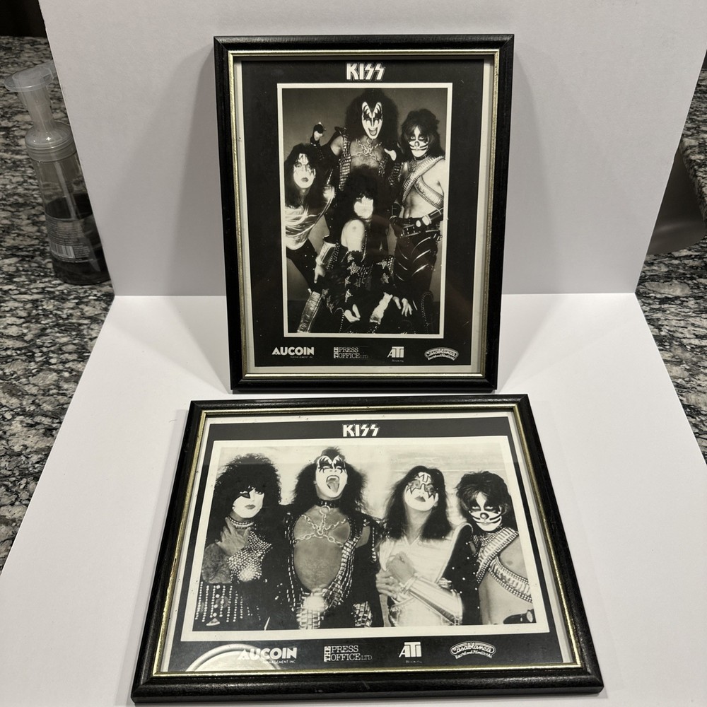 KISS MUSIC PROMOTIONAL 8x10 PRESS KIT AUCOIN 1981 RARE  LOT OF 2 FRAMED