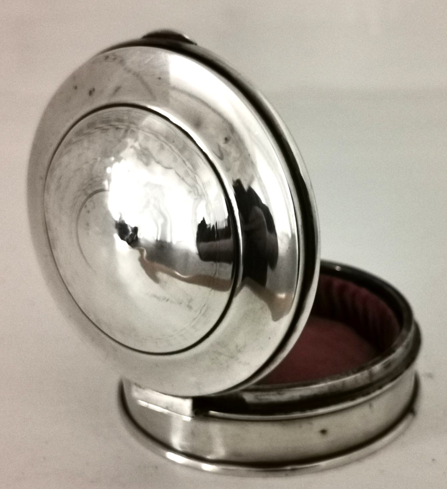 Antique Solid Silver Ring Or Trinket Box - Chester 1921
