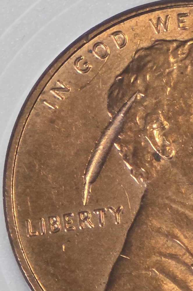 2010 Lincoln Shield Cent 💥Large Retained Strike Through Obverse Mint Error💥