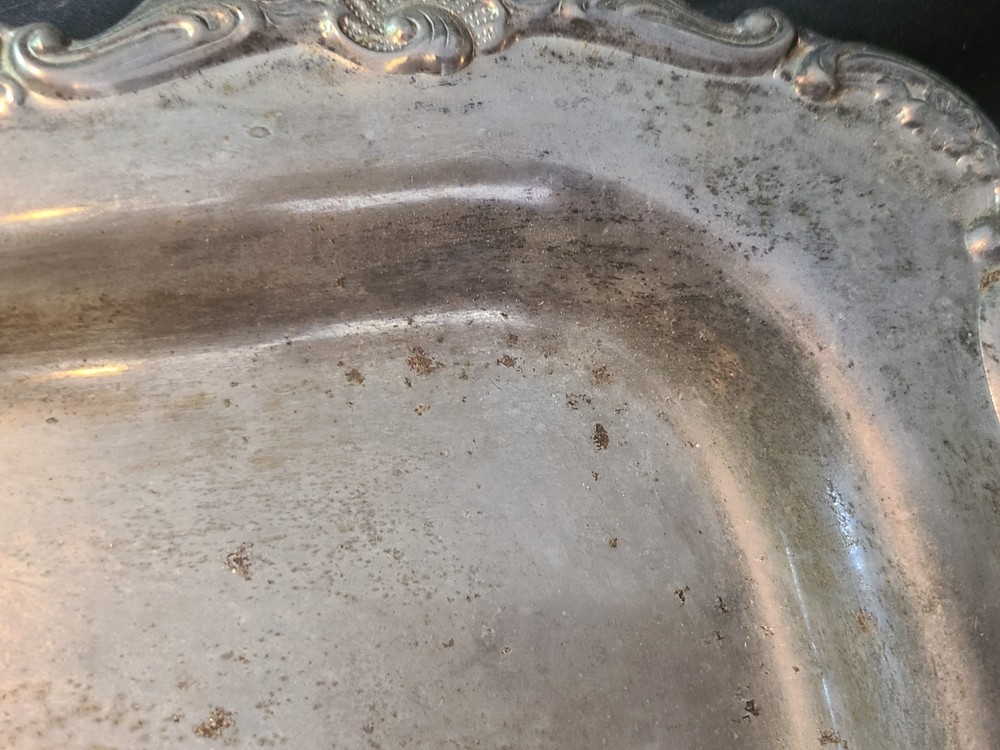 Vintage Ornate Sheridan? Serving Bread Tray Silverplated