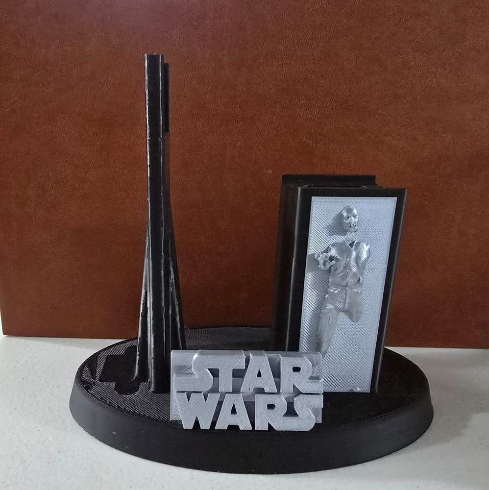Han Solo DL-44 Blaster 3D Blaster Stand