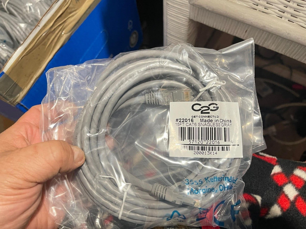 C2G 22016 15ft Cat6 Snagless Unshielded (UTP) Network Patch Cable GrayY2-17,B4-1