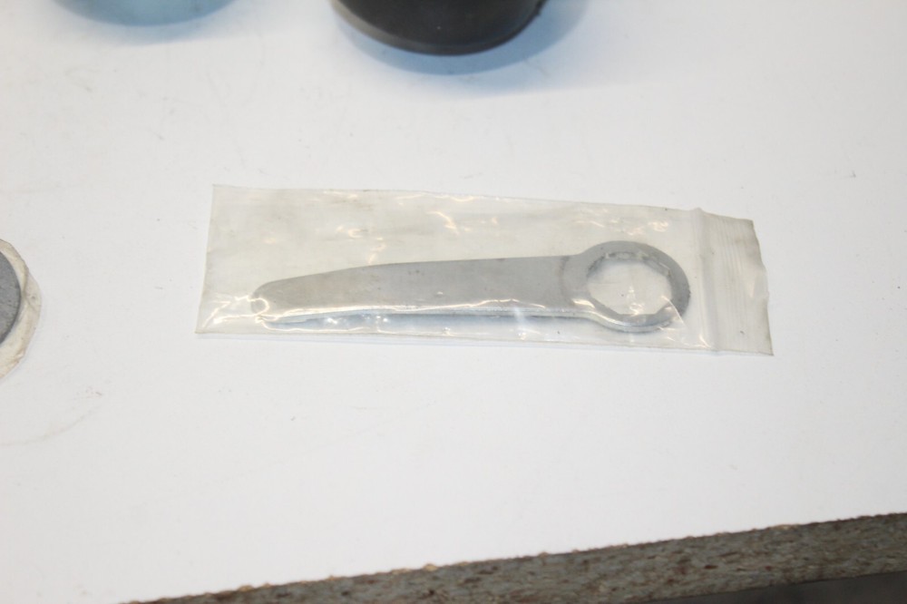 TRUE 2 1/2 INCH 1/2"-13 STEM CASTER OEM 830280 4-PACK