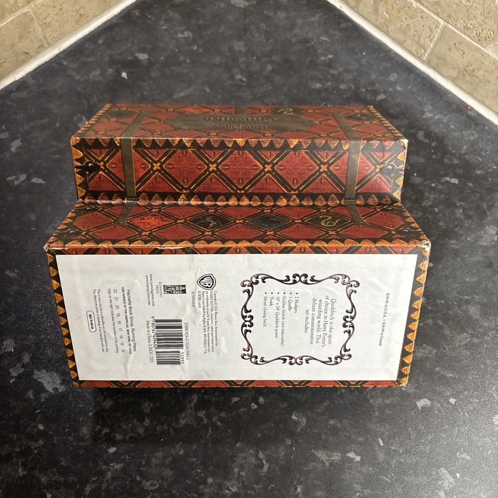 Harry Potter: Collectable Quidditch Box