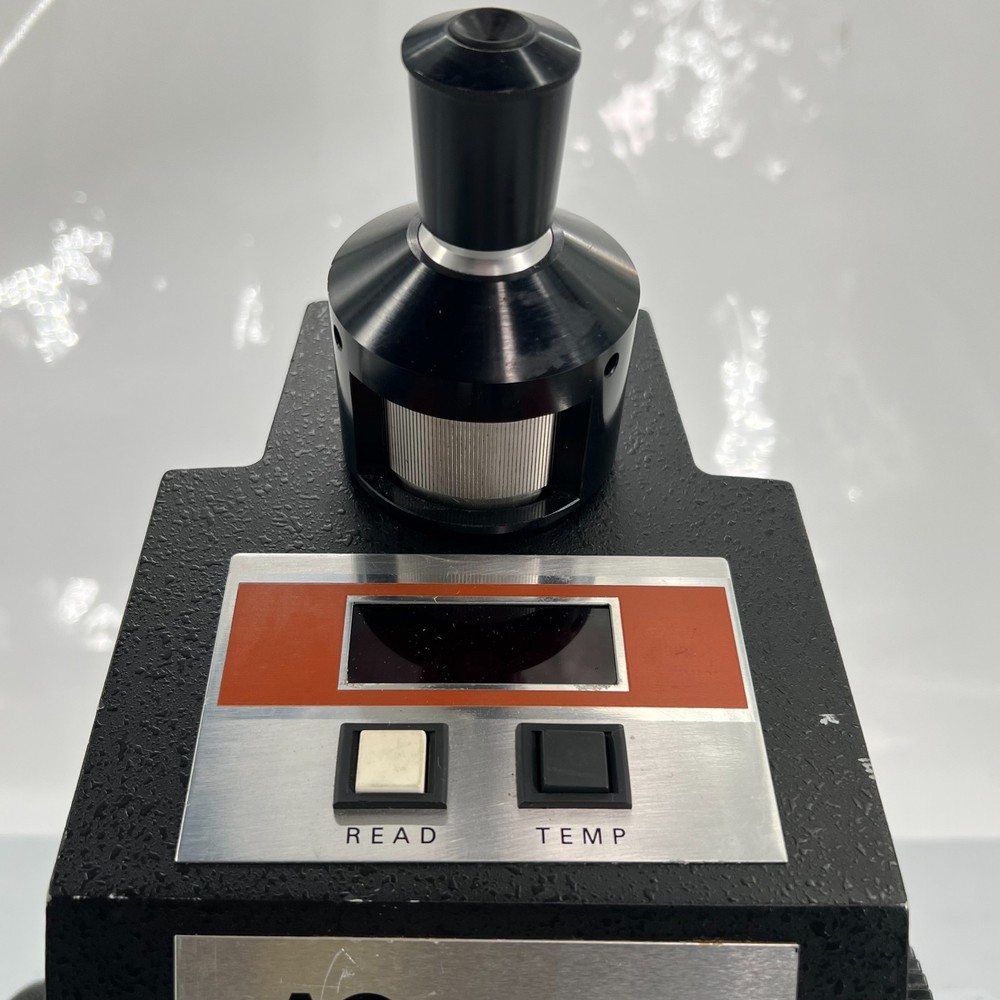 American Optical 10450 ABBE Refractometer