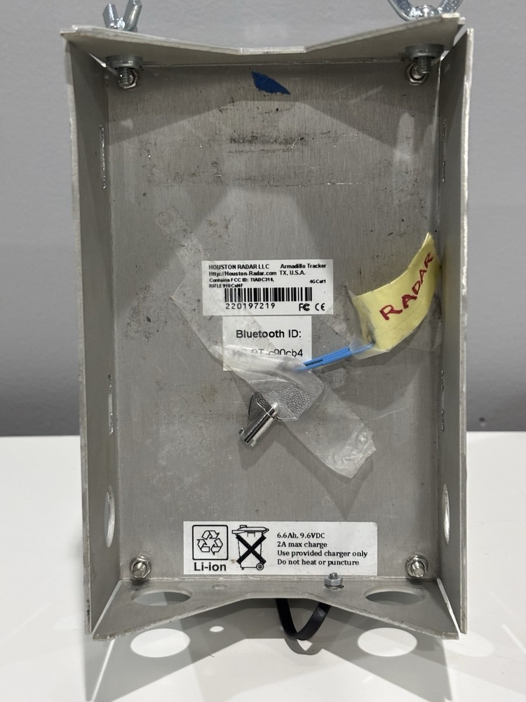 UNTESTED Houston Radar Armadillo Tracker DC310 w/ Calibration Papers & Keys