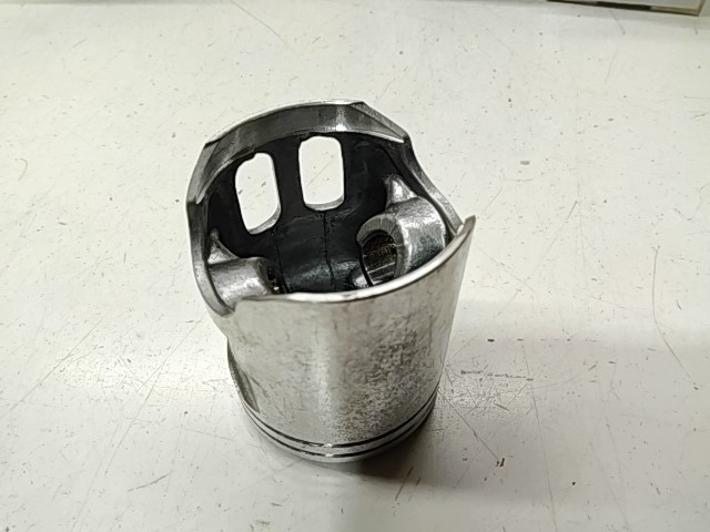 Piston - 2000 Polaris NOS
