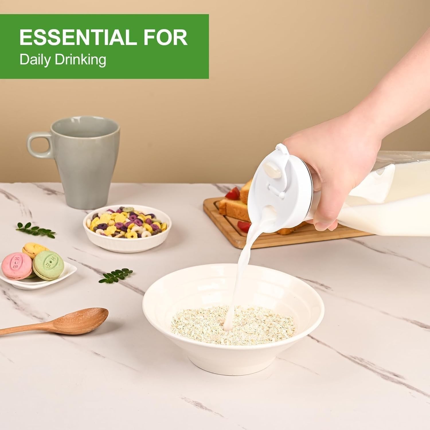 Set of 4 Plastic Carafe with Lid, 1 Liter Mimosa Bar Supplies, Large Square B...