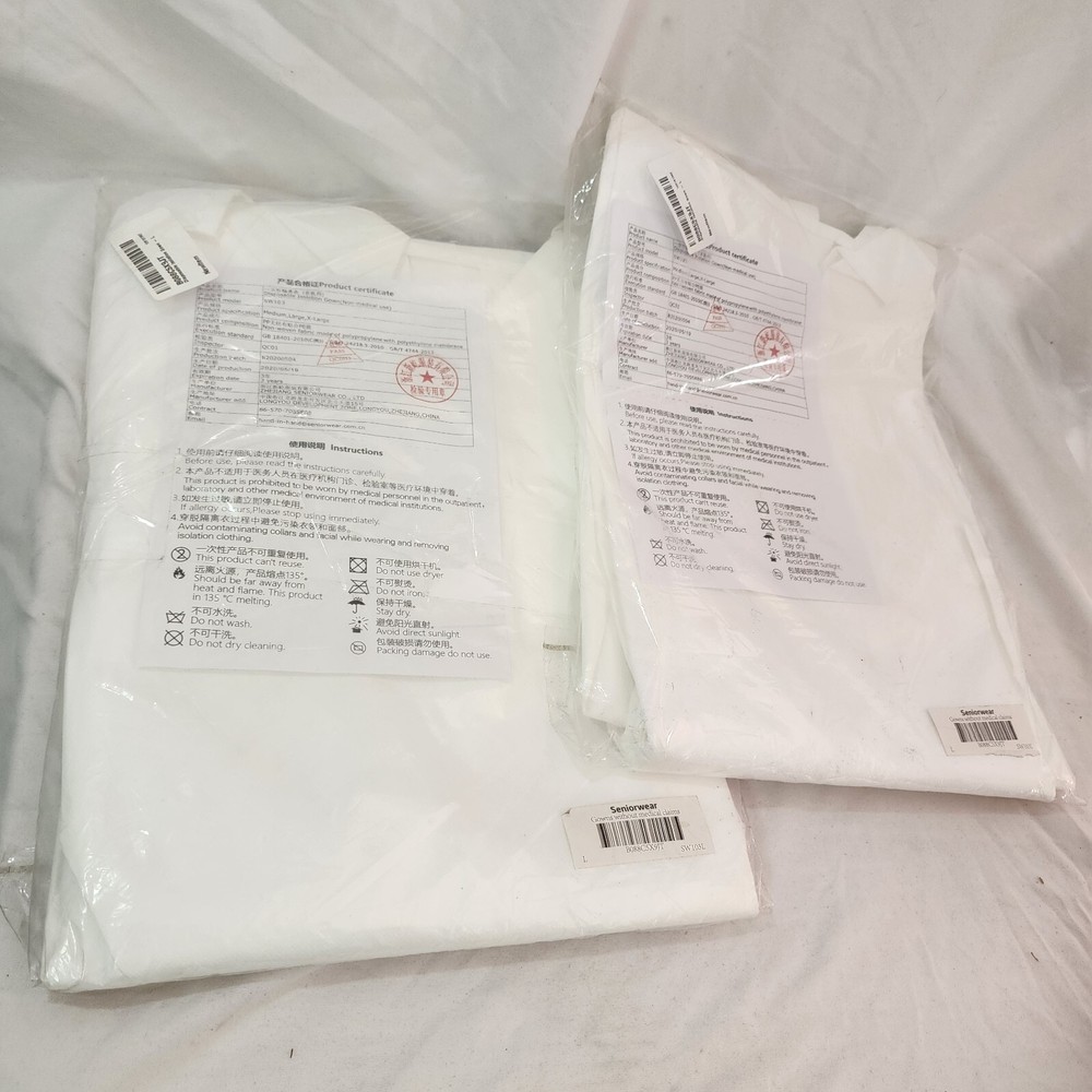 Senior Disposable Isolation Gown, White, Large