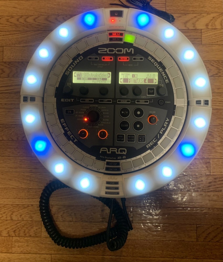 Zoom AR-48 ARQ Aero Rhythm Trak used