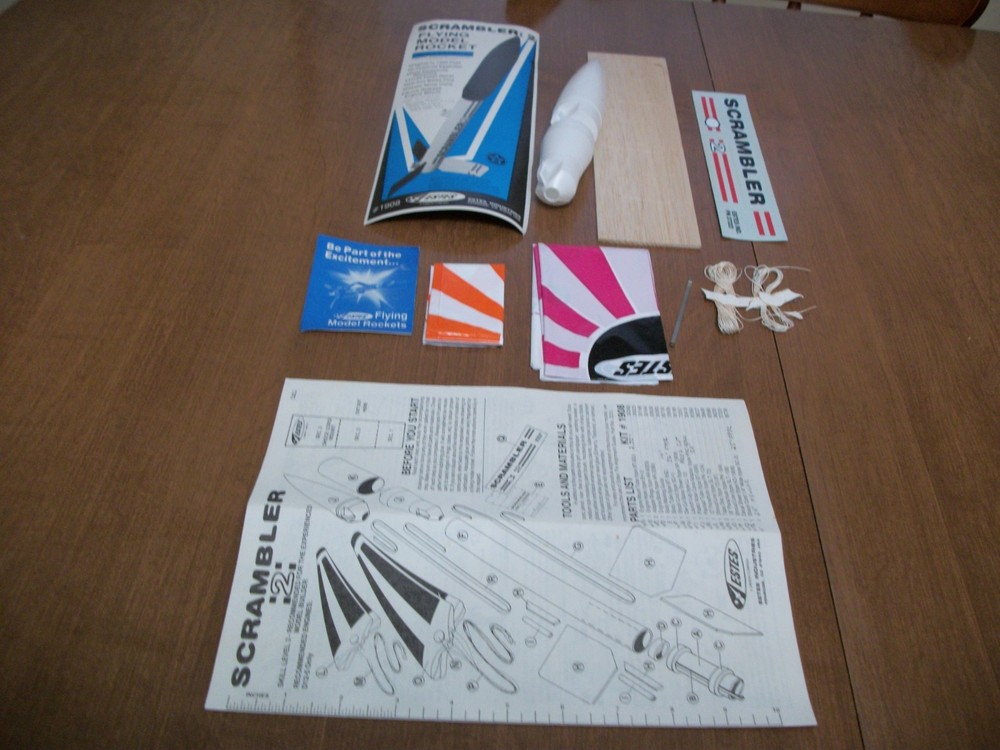 ESTES "SCRAMBLER:2" FLYING MODEL ROCKET