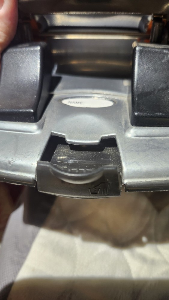 Swingline EasyView Pro 2-hole punch