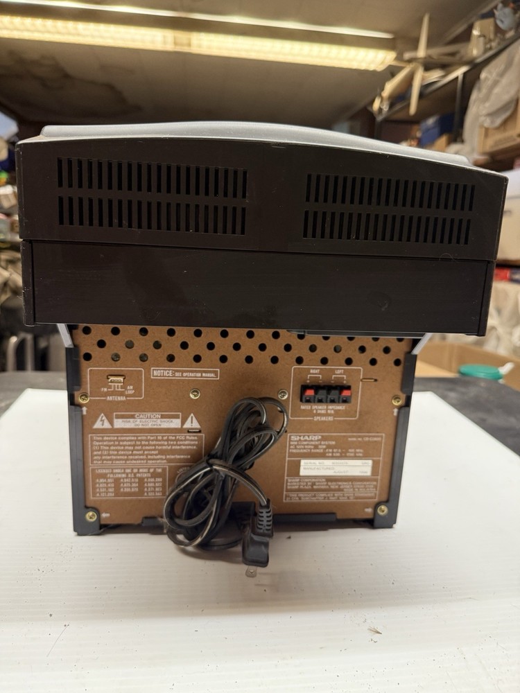VINTAGE SHARP CD-C2600 3 DISC CD, DUAL CASSETTE, AM/FM SYSTEM