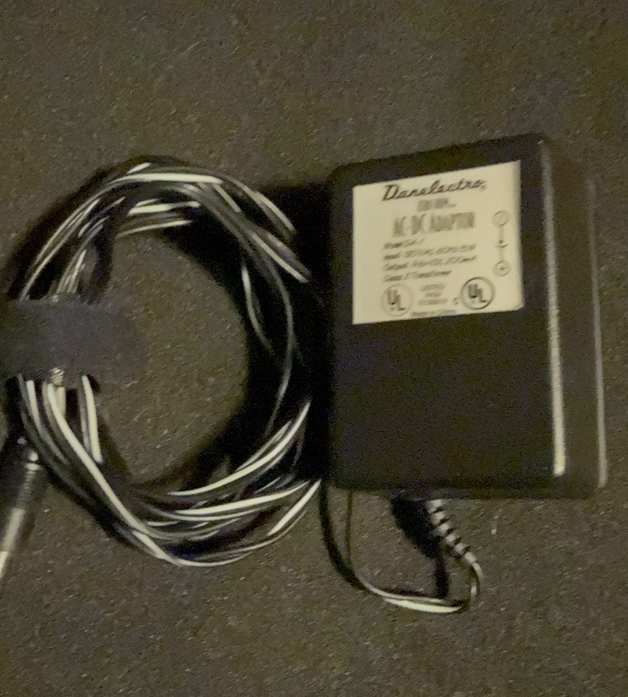 Danlectro Dan-Echo Delay Pedal First Mode including adapter