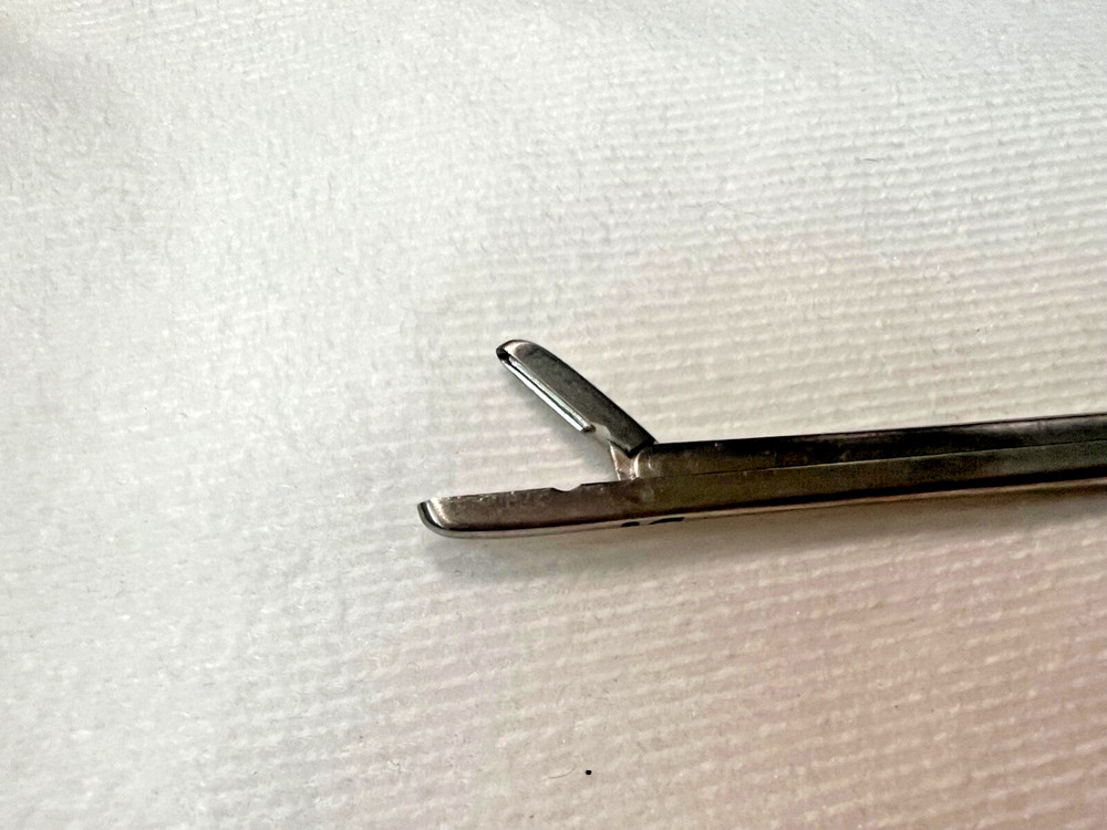 Codman 53-1230 Cushing IVD Rongeur 2mm X 10mm Cup 7" Length