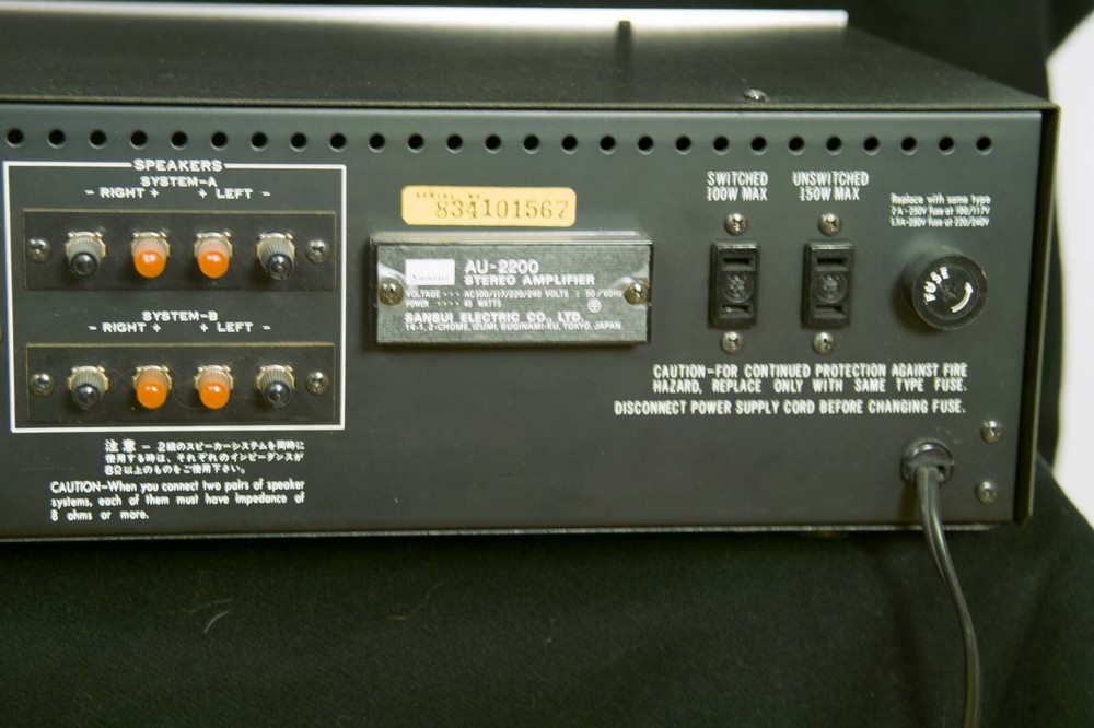 Sansui AU-2200