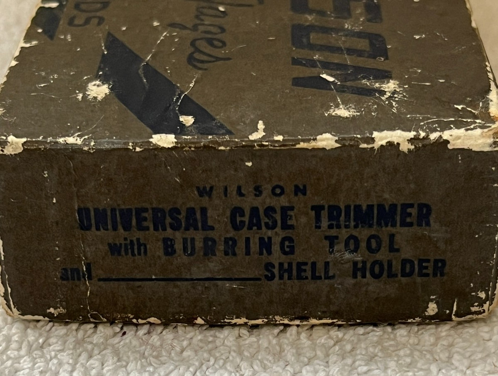 L. E. Wilson Trimmer Micrometer Adjustment Case Trimmer & 5x Shell Holders