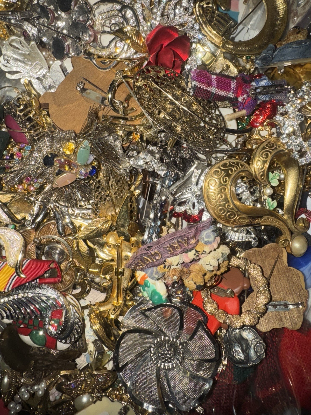 Lot Of (10) Mystery Lot Bundle Brooches Vintage To Modern