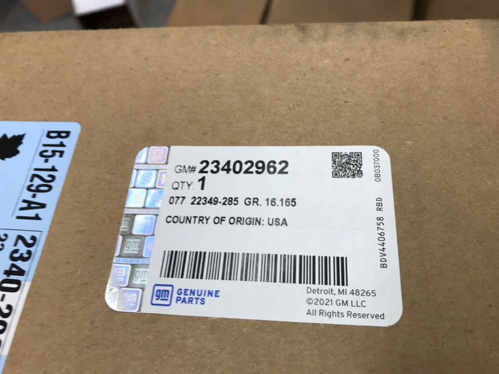 Oem Gm interior front door trim panel left drivers side 23402962 titanium new