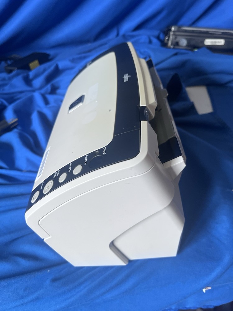 Fujitsu fi-6130 Desktop Pass Through Duplex Document Scanner For 4K pg count