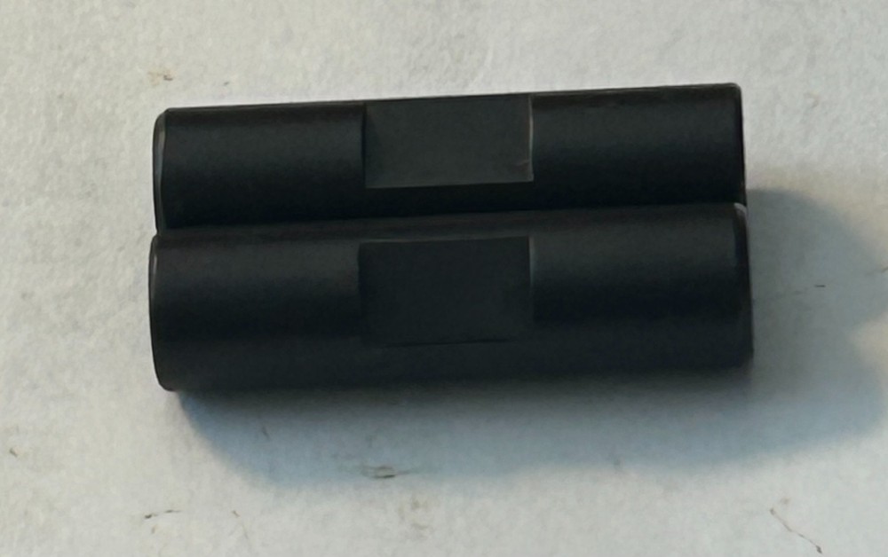 560220 Pin